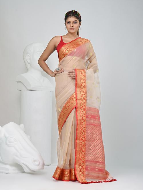 women self design handloom saree with blouse - 22060689 - Standard Image - 0