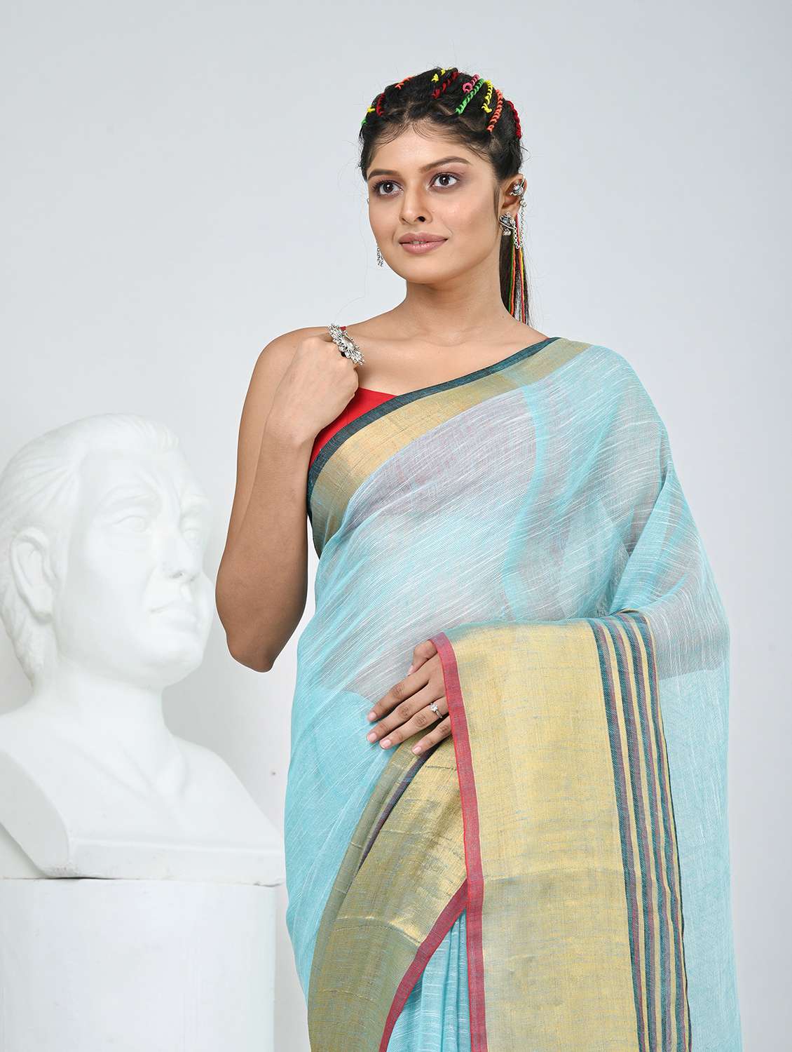 women self design handloom saree with blouse - 22060698 - Standard Image - 1