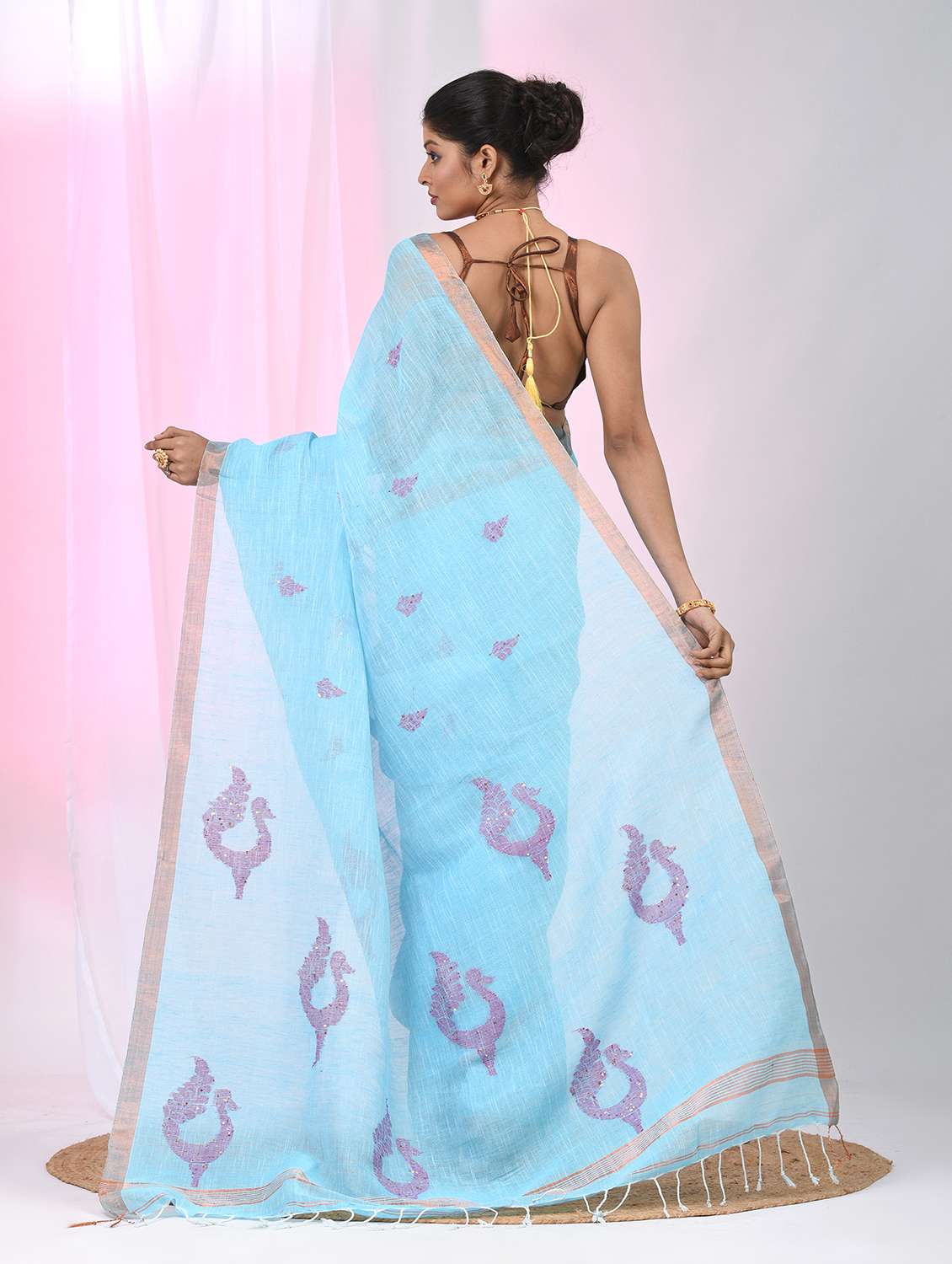 women self design handloom saree with blouse - 22060701 -  Standard Image - 4