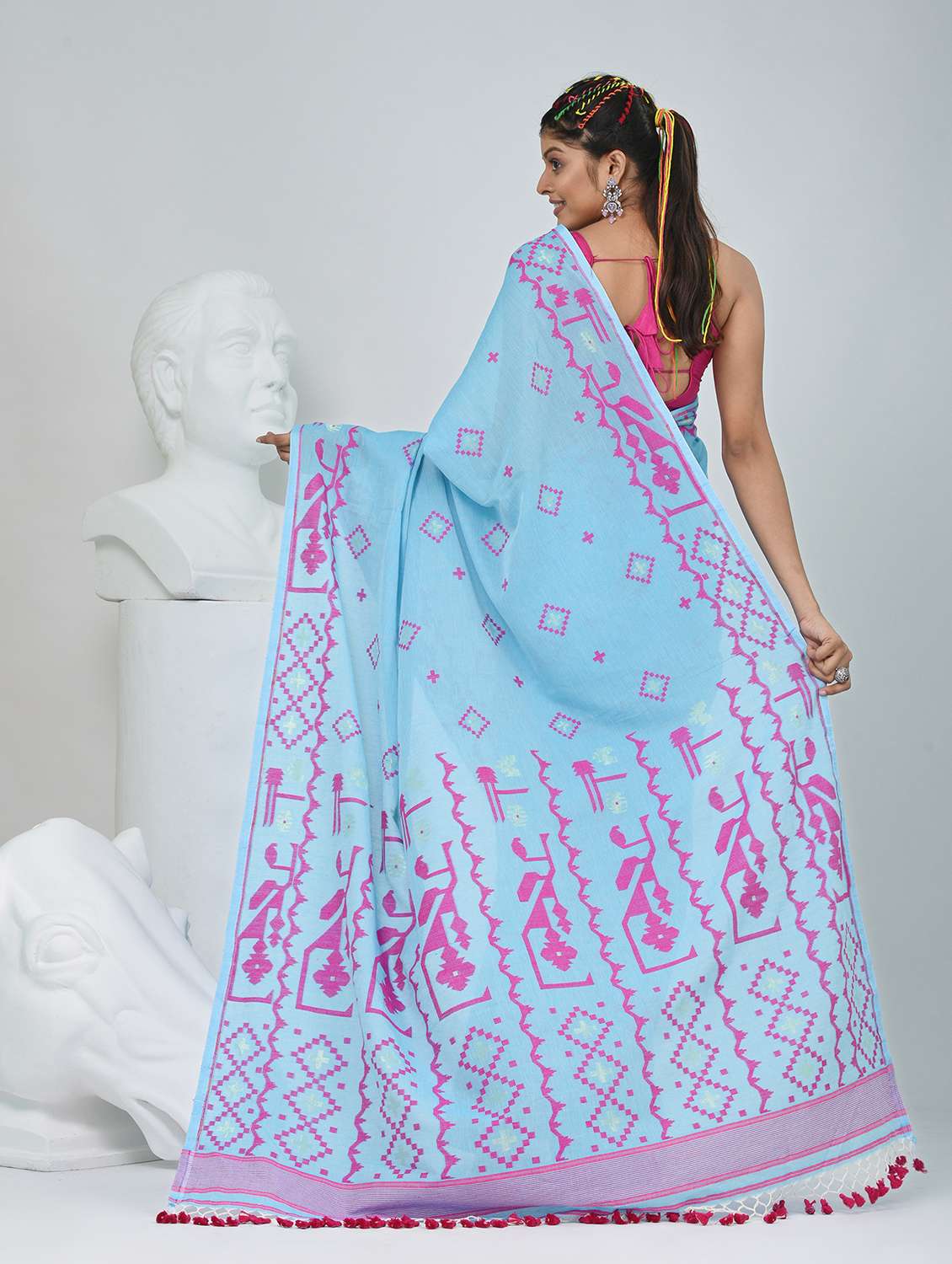 women self design handloom saree with blouse - 22060703 -  Standard Image - 4