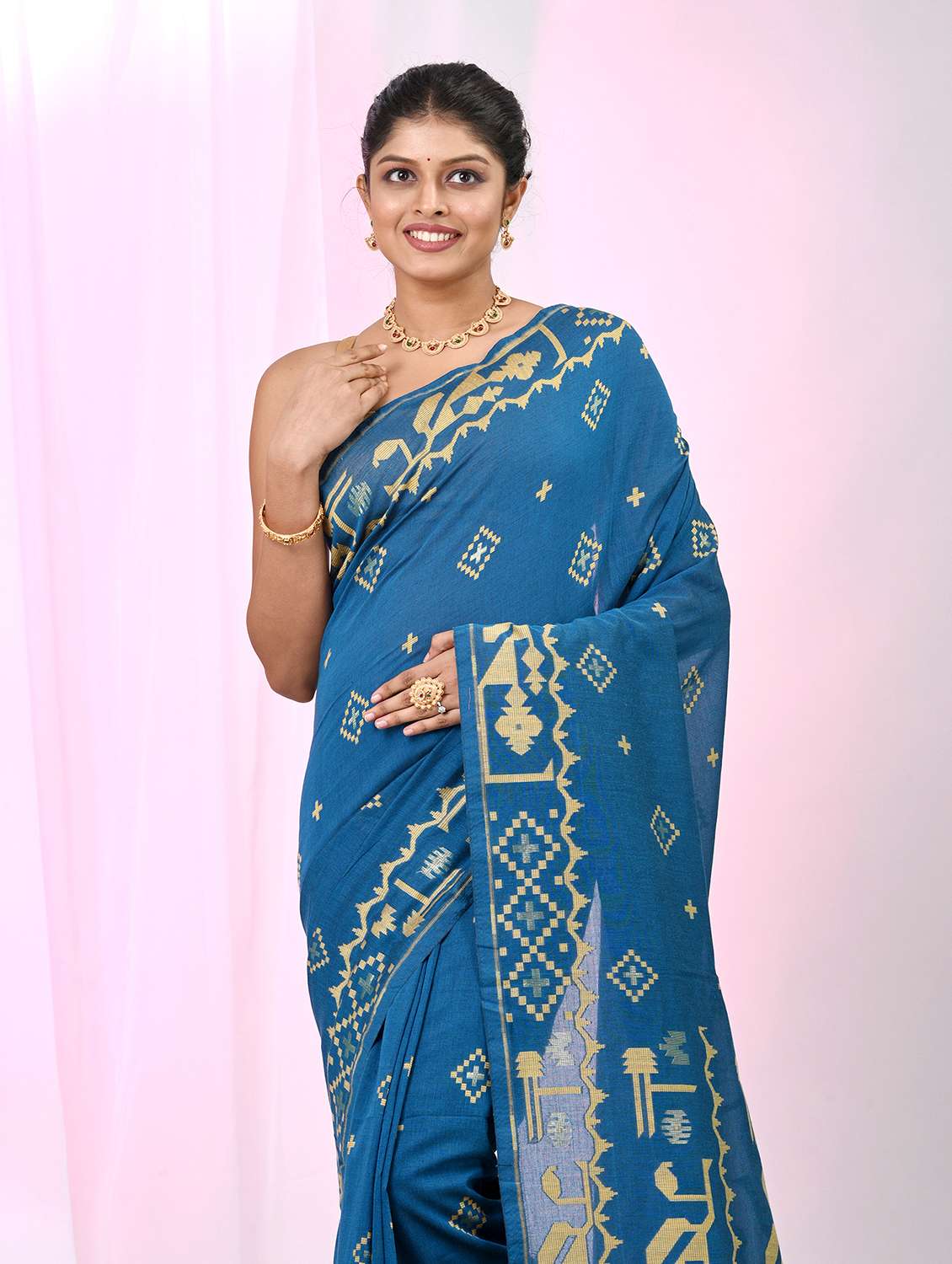 women self design handloom saree with blouse - 22060708 -  Standard Image - 1