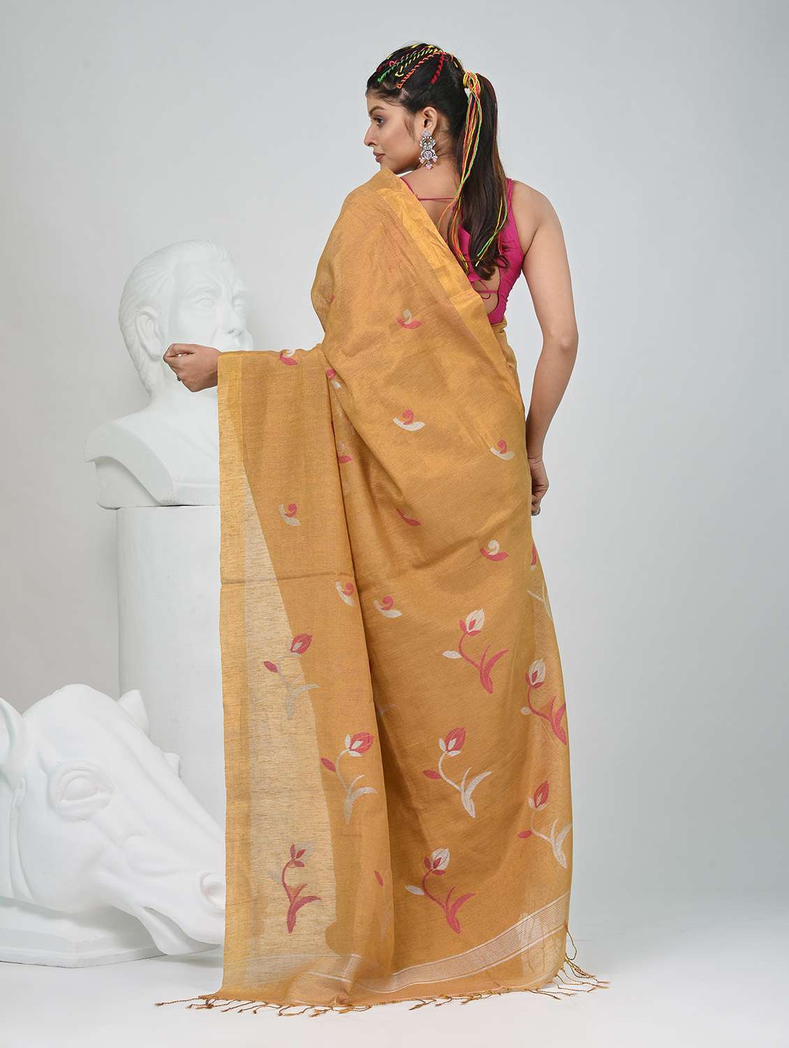 women self design handloom saree with blouse - 22060717 -  Standard Image - 4