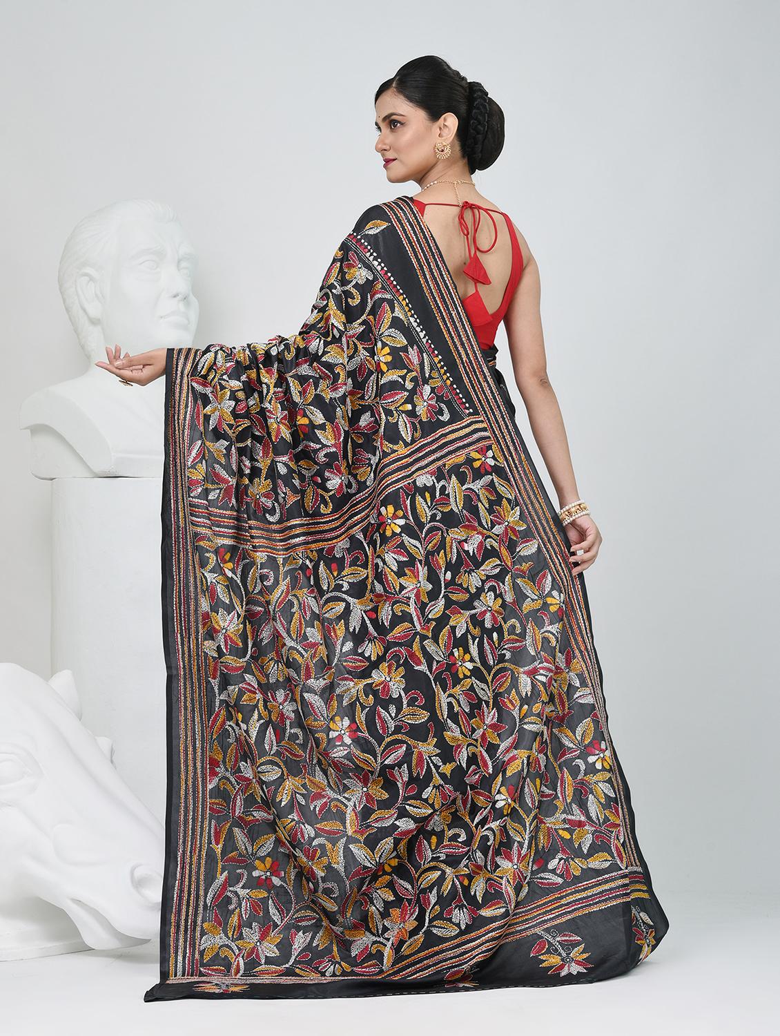 women solid with work handloom saree with blouse - 22060733 - Standard Image - 4