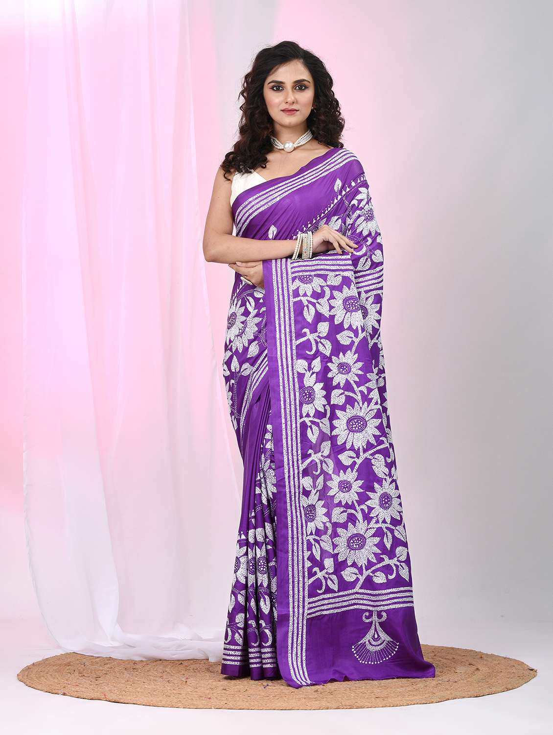 women solid with work handloom saree with blouse - 22060738 - Zoom Image - 0