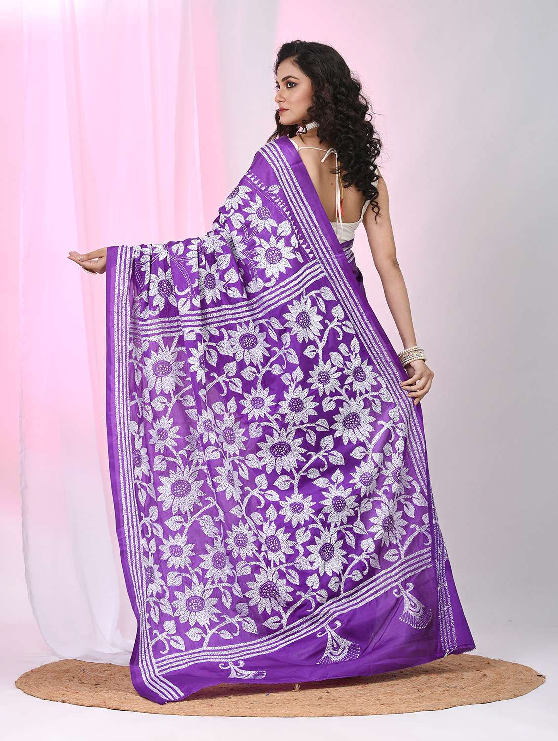 women solid with work handloom saree with blouse - 22060738 - Standard Image - 4