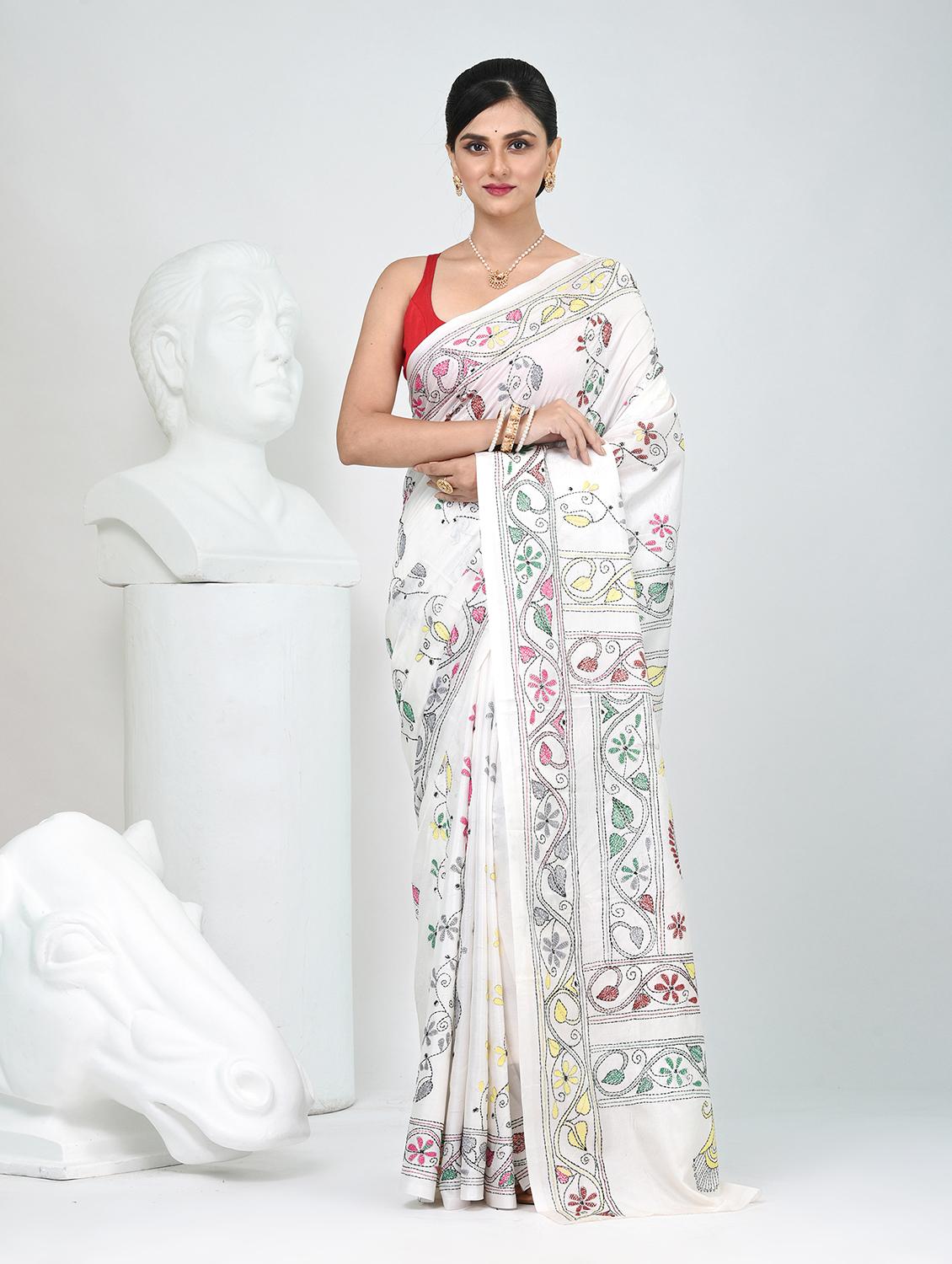 women solid with work handloom saree with blouse - 22060748 - Zoom Image - 0