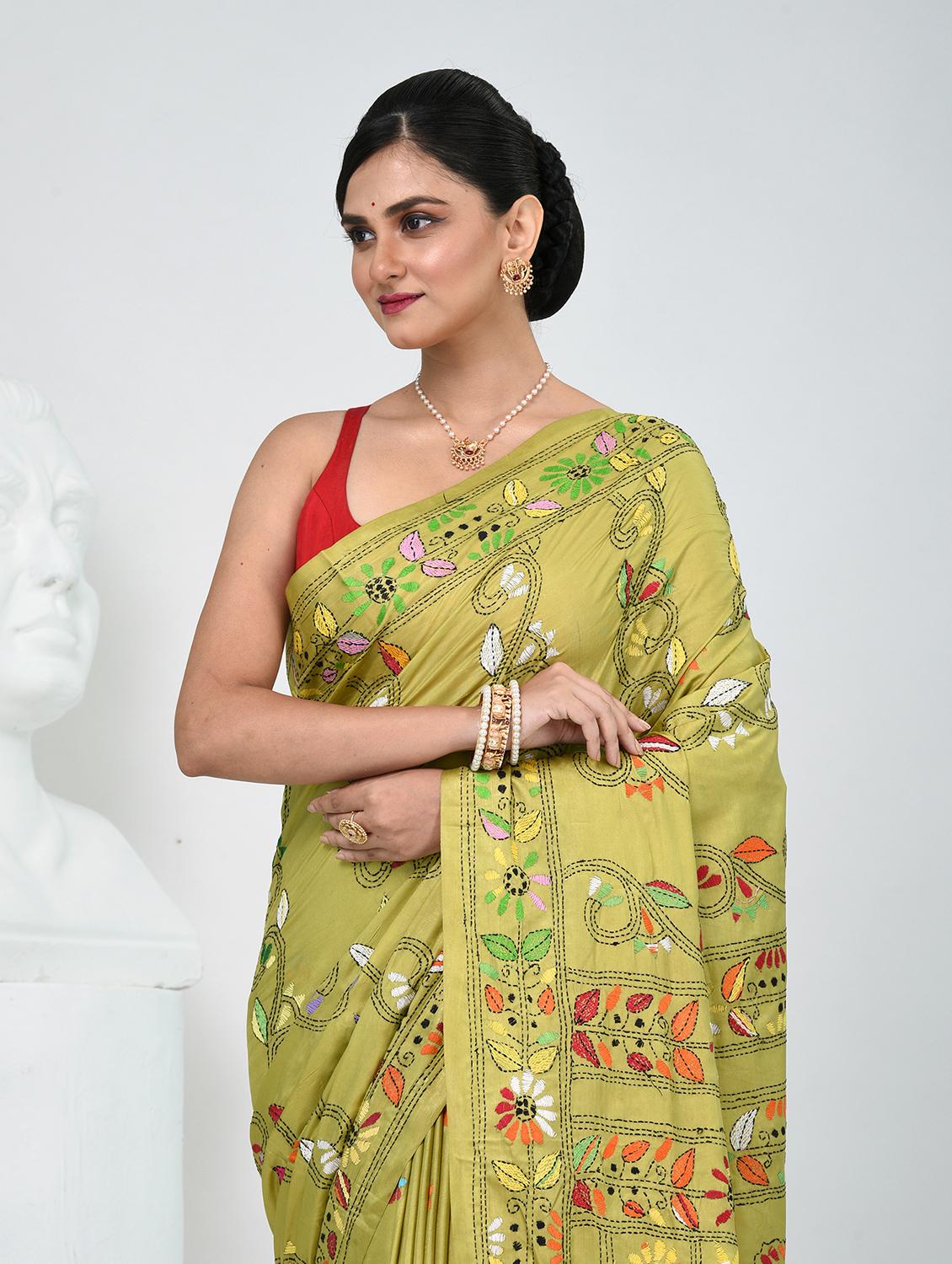 women solid with work handloom saree with blouse - 22060751 - Standard Image - 1