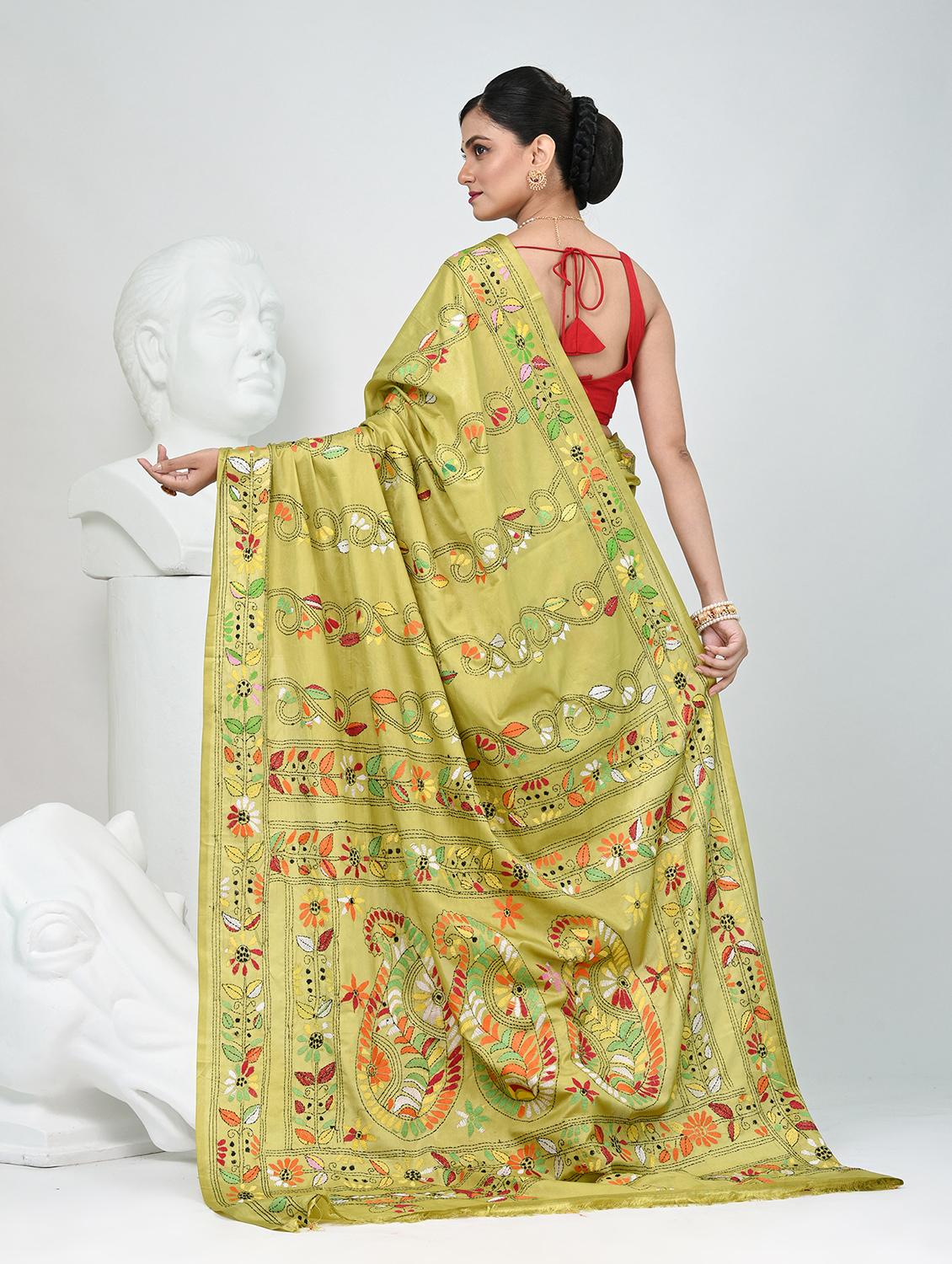 women solid with work handloom saree with blouse - 22060751 - Standard Image - 4