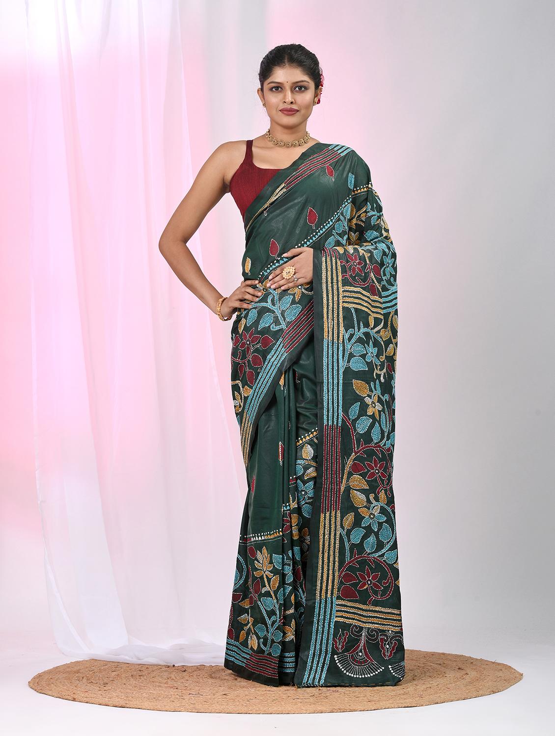 women solid with work handloom saree with blouse - 22060761 -  Zoom Image - 0