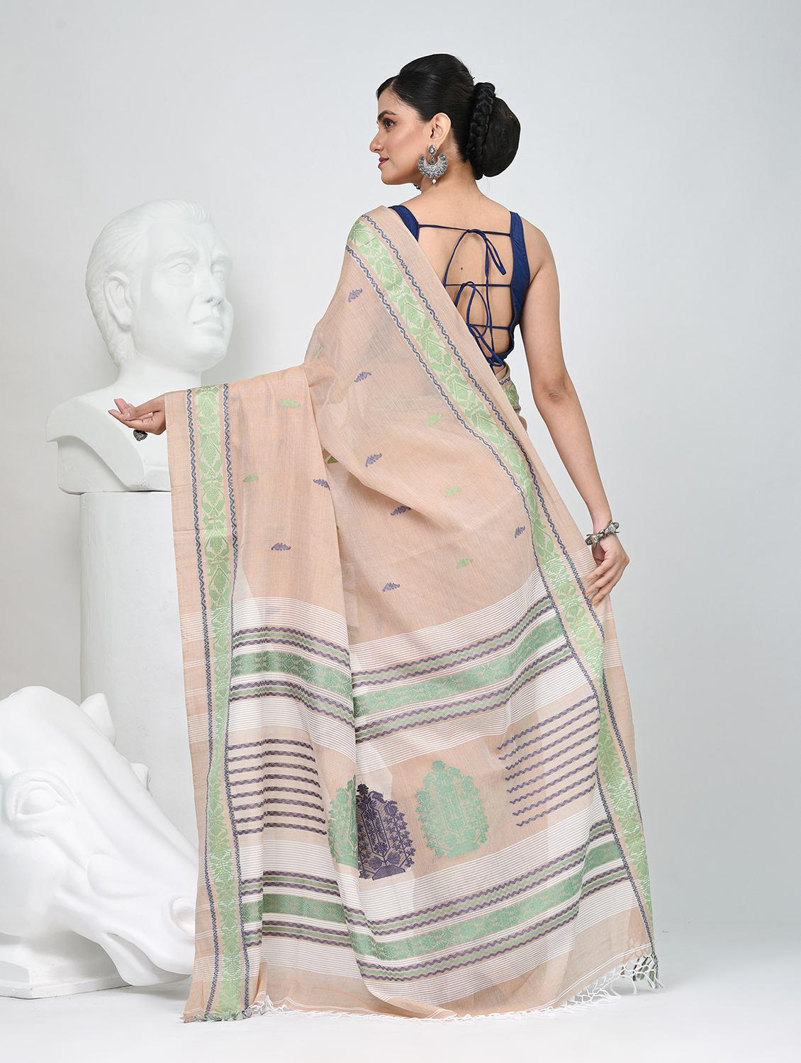 women self design handloom saree with blouse - 22060779 - Standard Image - 4