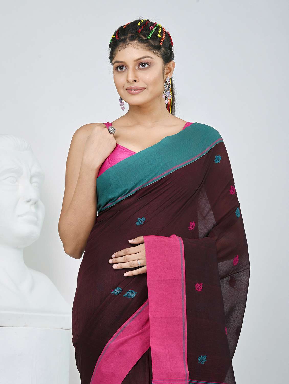 women self design handloom saree with blouse - 22060801 - Standard Image - 1