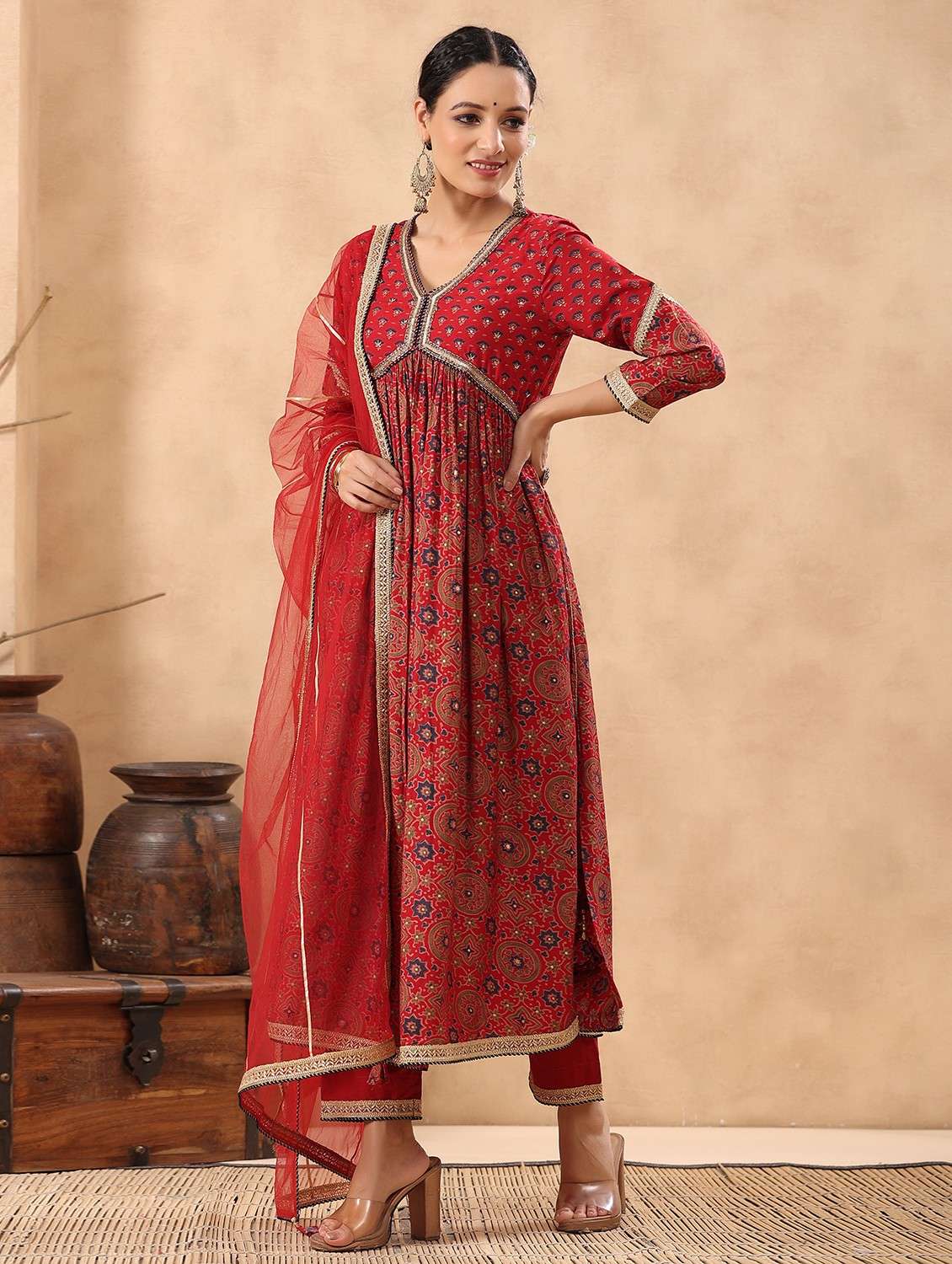 women three quarter sleeve kurta pant with dupatta set - 22061448 -  Standard Image - 1