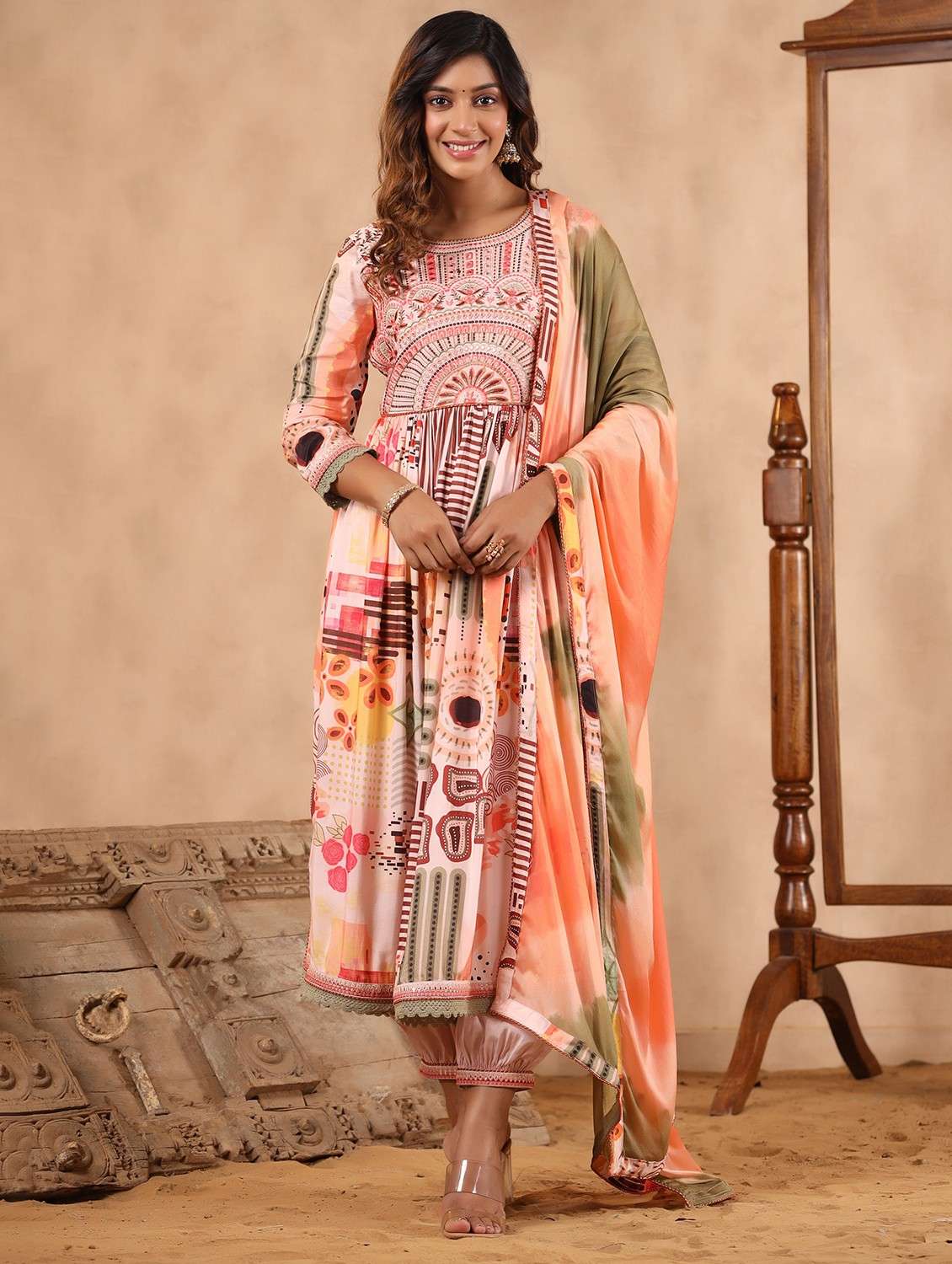women three quarter sleeve kurta pant with dupatta set