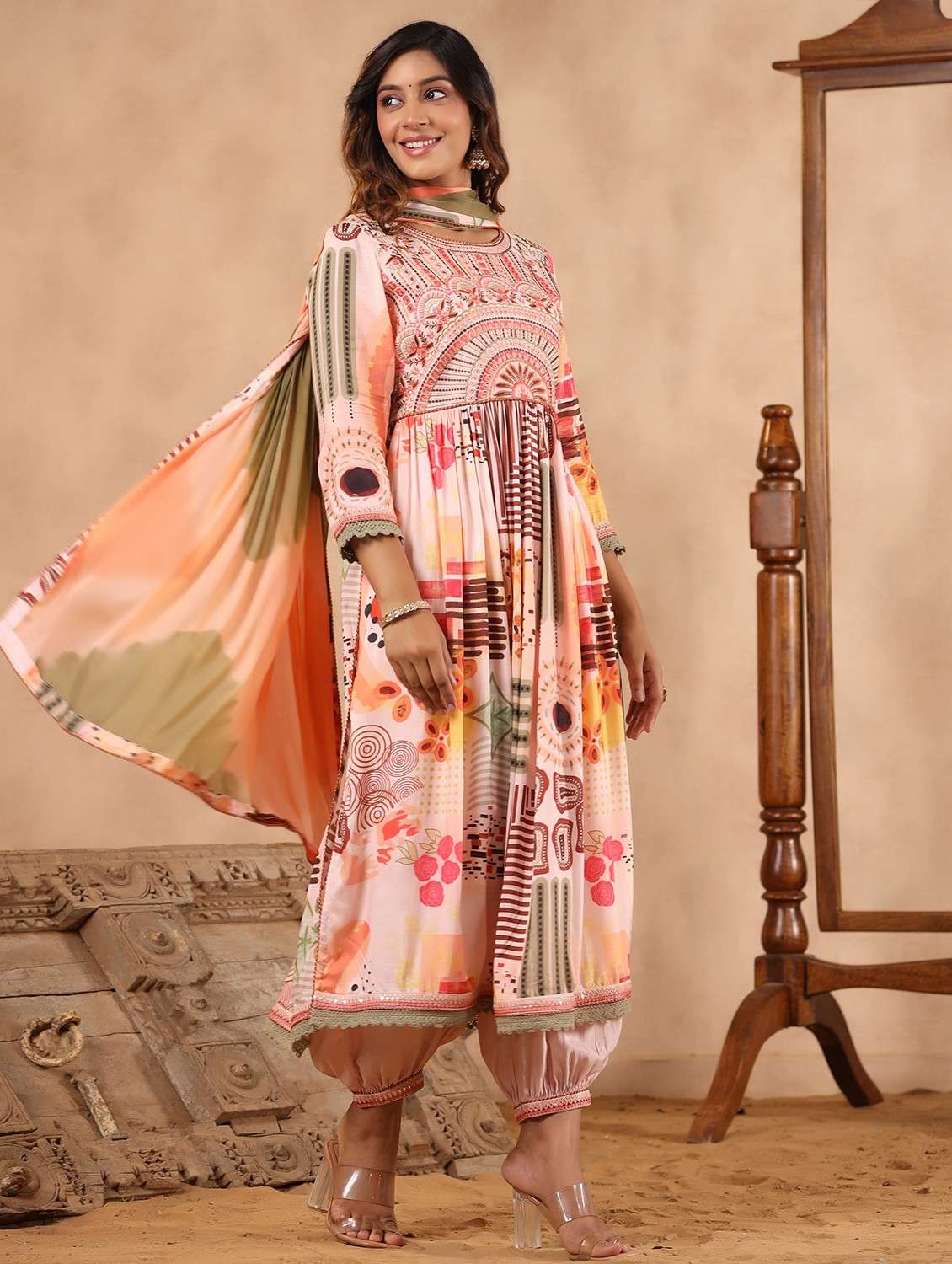 women three quarter sleeve kurta pant with dupatta set - 22061469 - Standard Image - 1