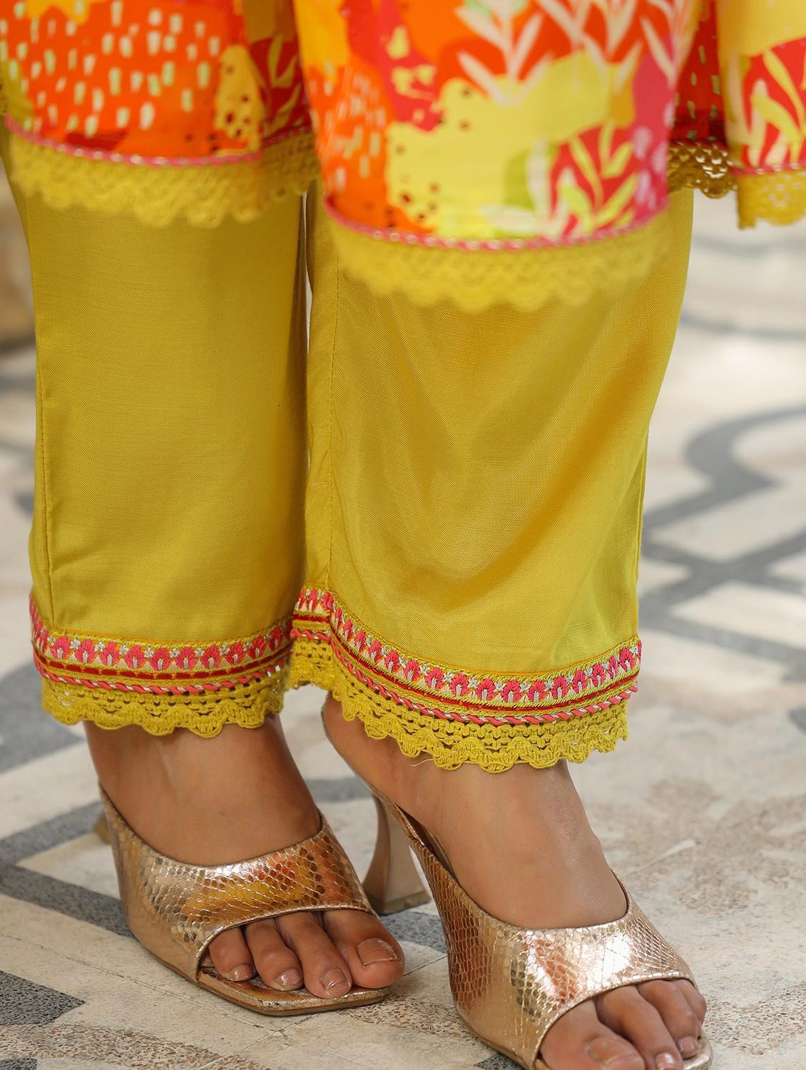 yellow crepe kurta pant set - 22061472 - Standard Image - 4