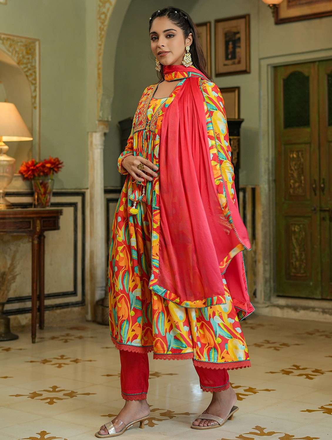 women three quarter sleeve kurta pant with dupatta set - 22061473 -  Standard Image - 1