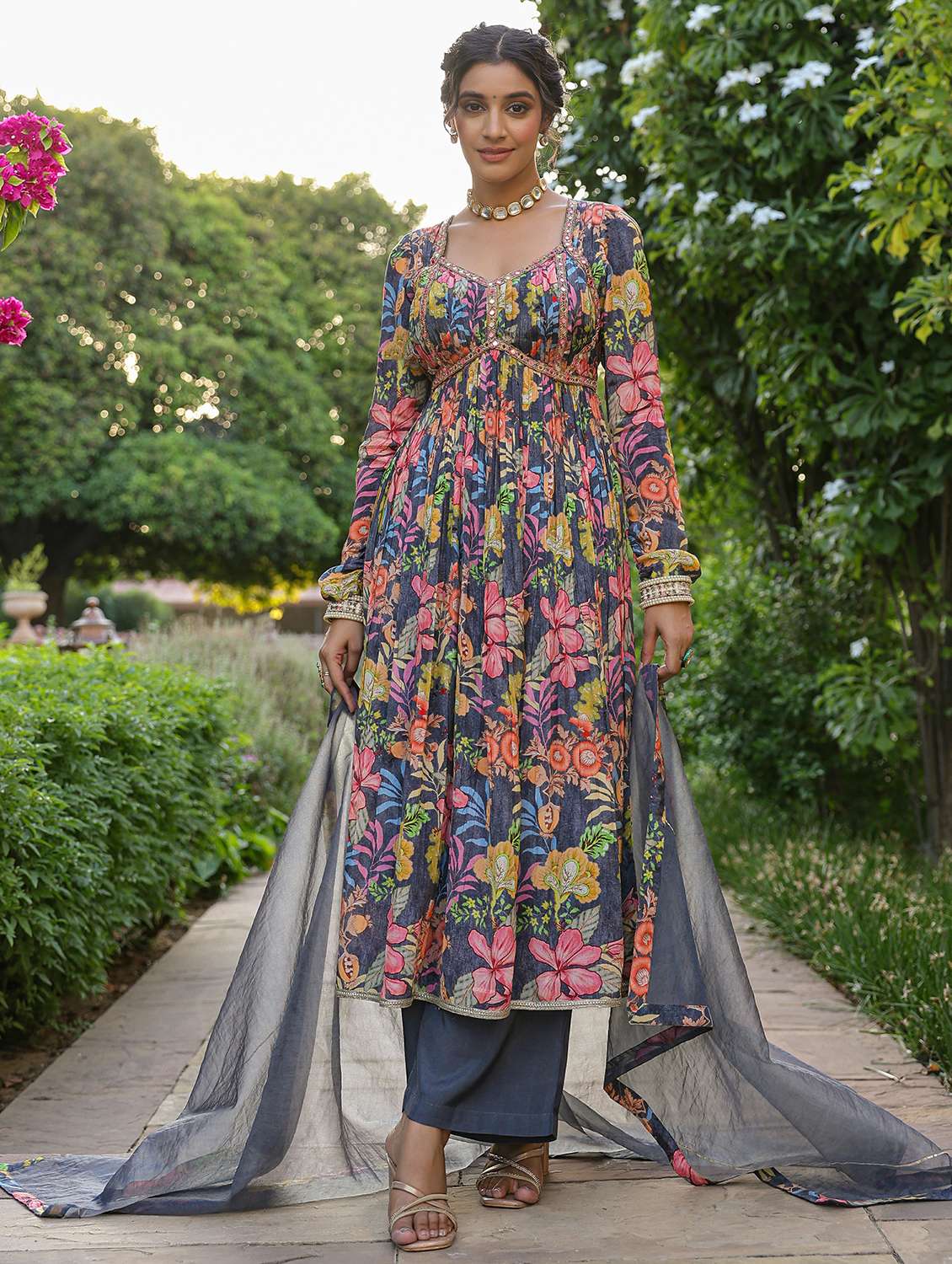 women floral long sleeve kurta pant with dupatta set - 22061488 -  Standard Image - 1