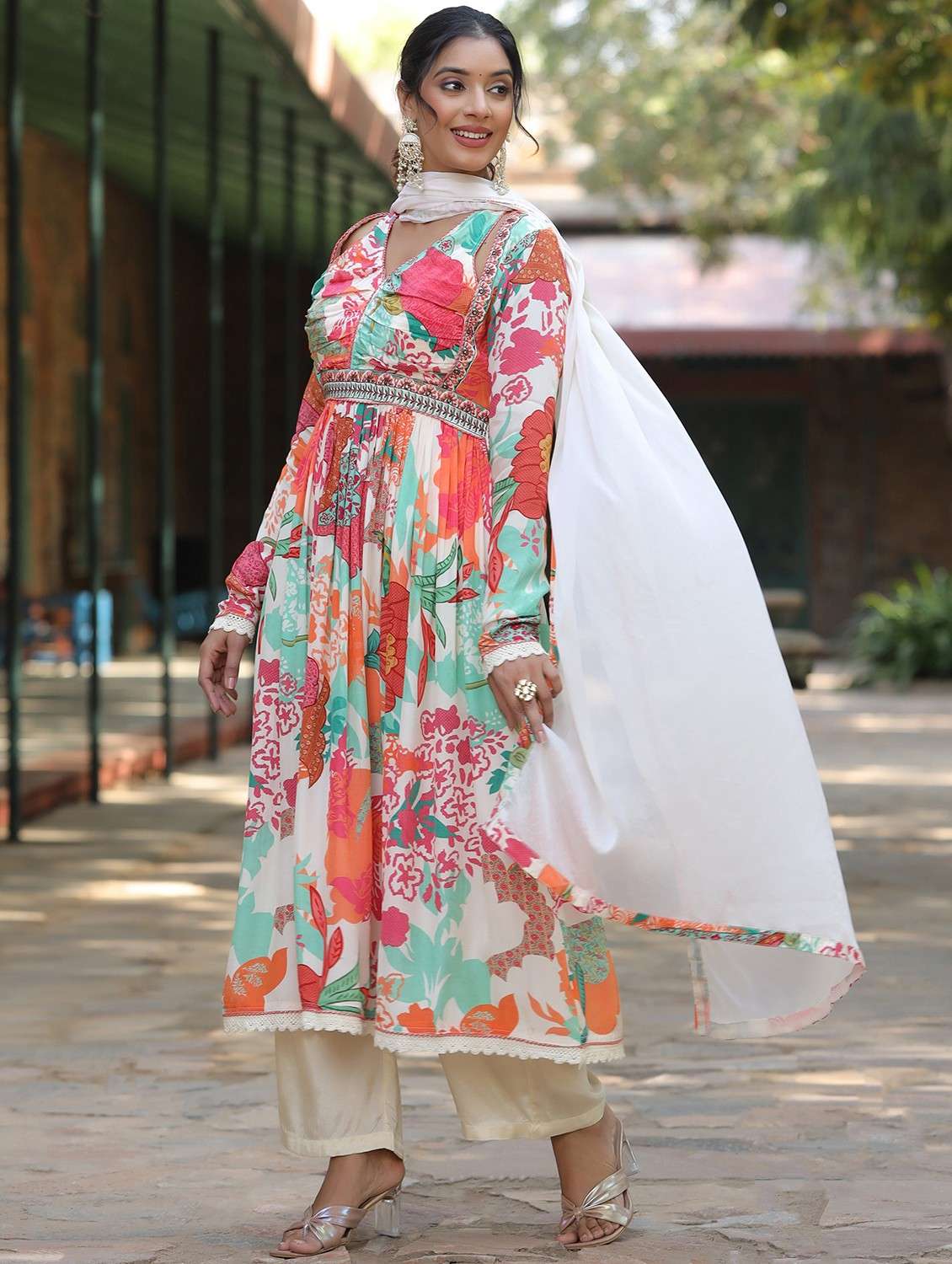 women printed long sleeve kurta pant with dupatta set - 22061498 -  Standard Image - 1