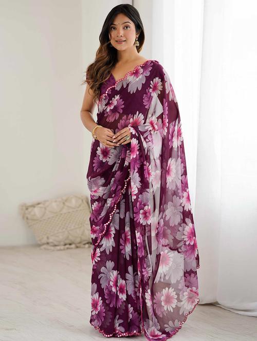 women floral printed saree with blouse - 22061557 - Standard Image - 0