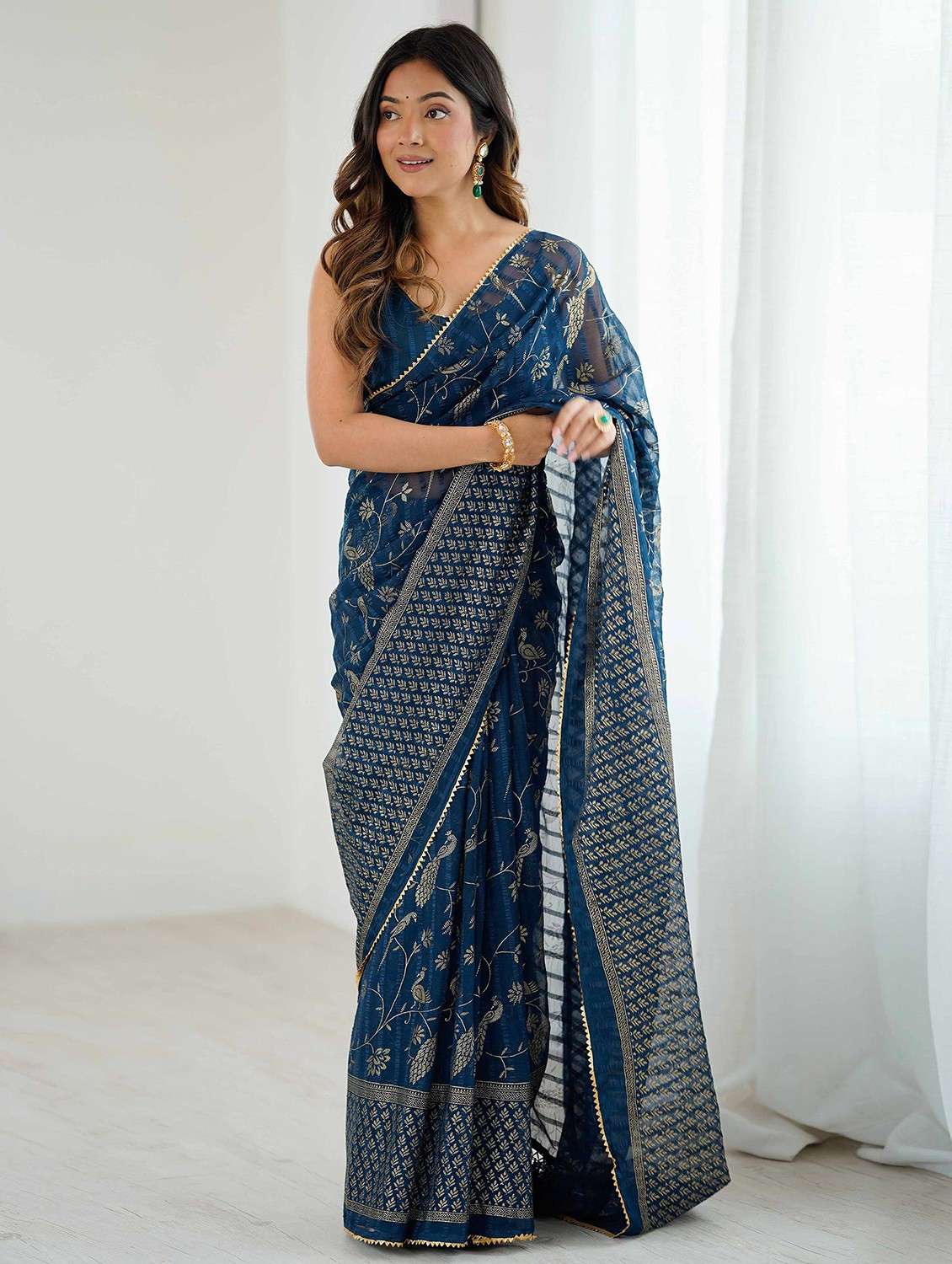 women foil printed saree with blouse