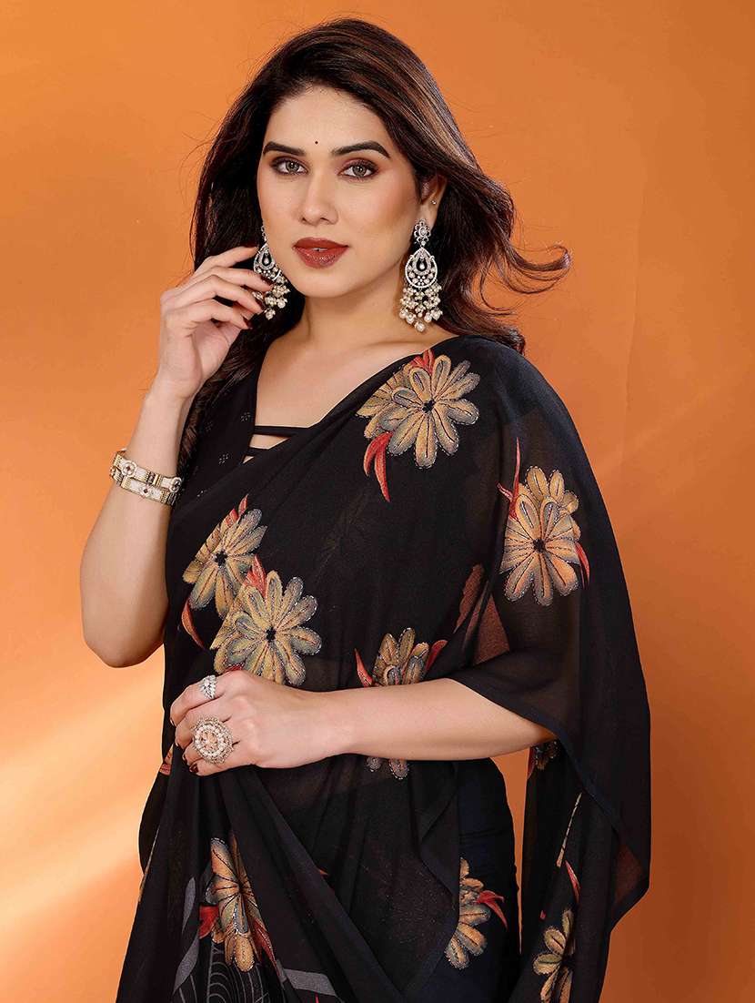 women floral printed saree with blouse - 22061563 -  Standard Image - 4