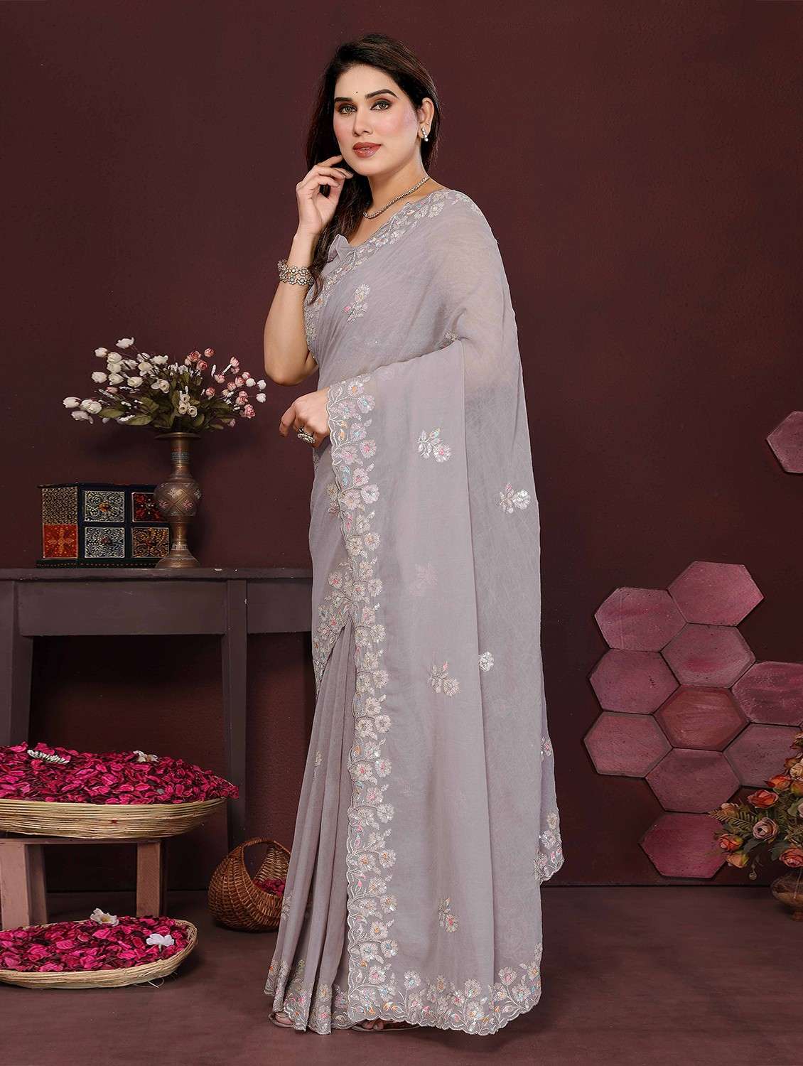 women solid with work embroidered saree with blouse - 22061579 -  Standard Image - 1