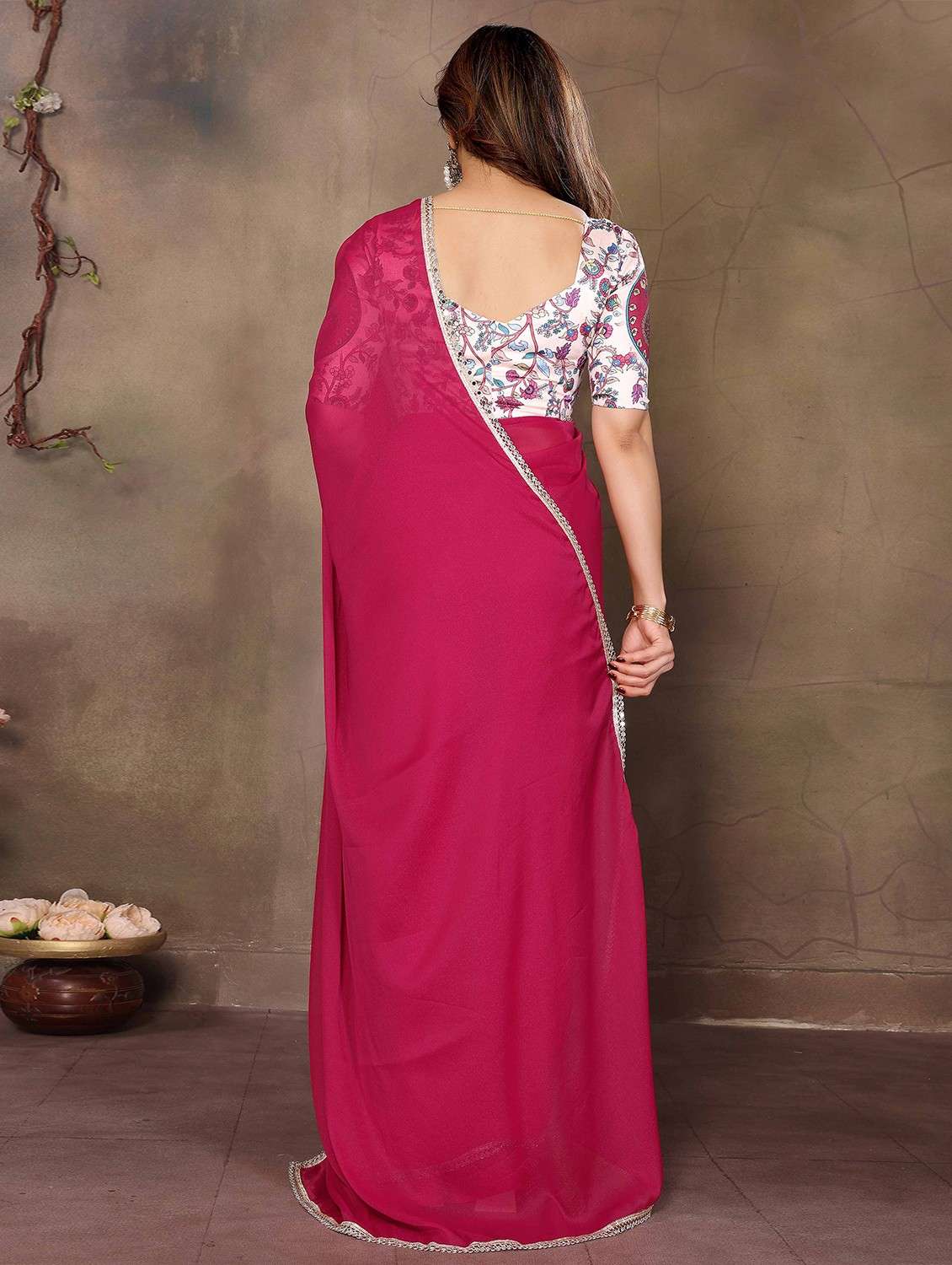 women solid plain embellished bordered saree with blouse - 22061587 -  Standard Image - 1