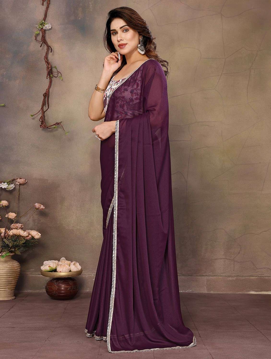 women solid plain embellished bordered saree with blouse - 22061588 -  Standard Image - 1