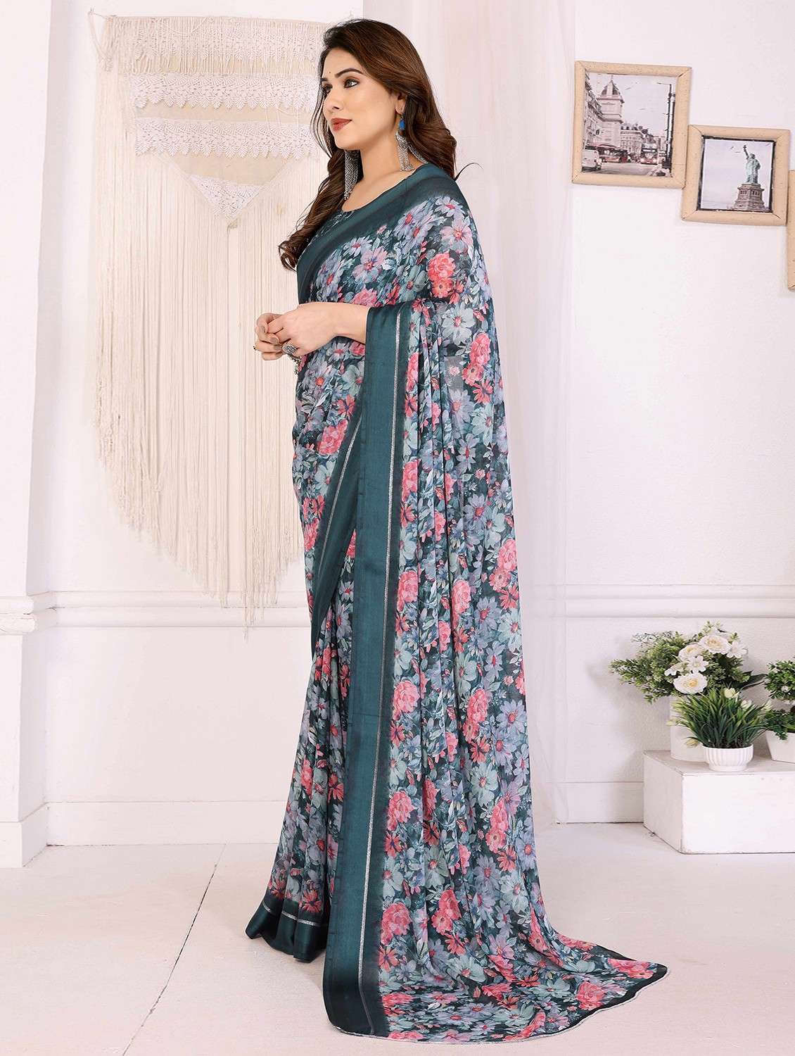 women floral printed saree with blouse - 22061593 -  Standard Image - 1