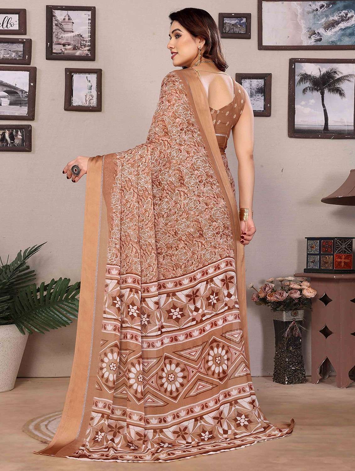 women floral printed saree with blouse - 22061603 -  Standard Image - 1