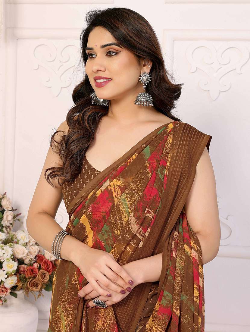 women printed casual wear saree with blouse - 22061607 - Standard Image - 4