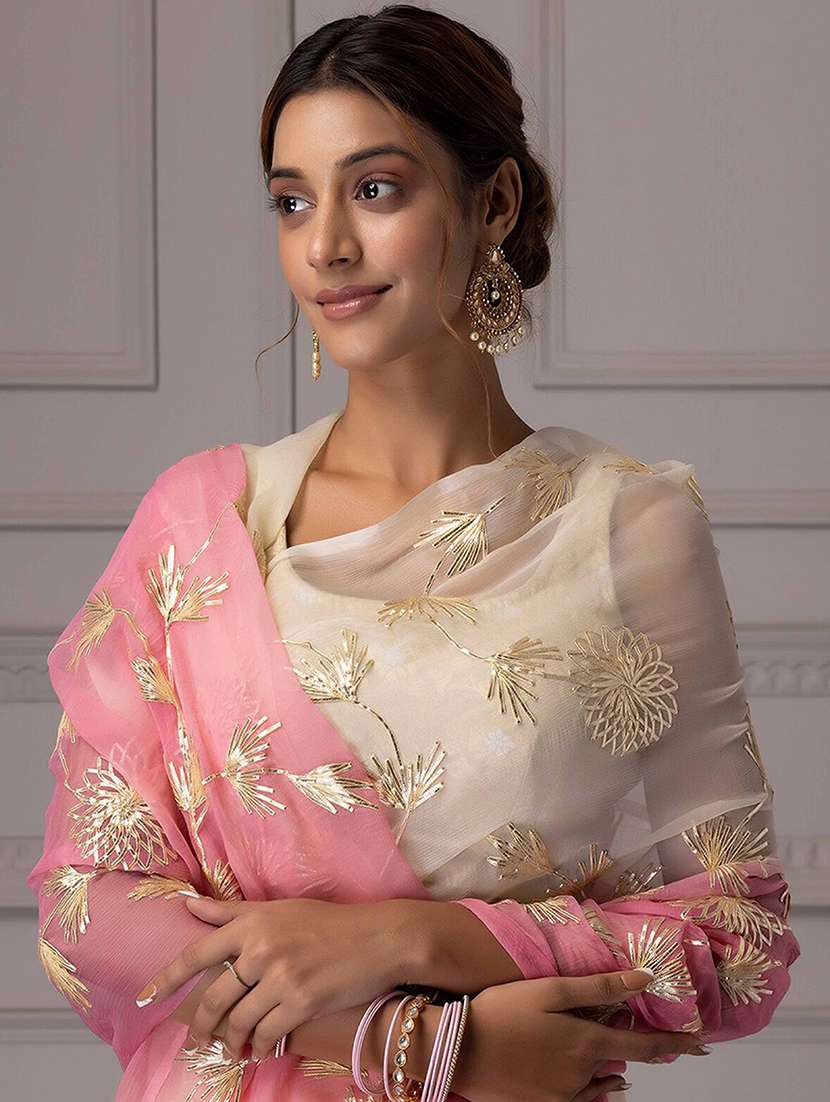 women ombre embroidered saree with blouse - 22061634 -  Standard Image - 4