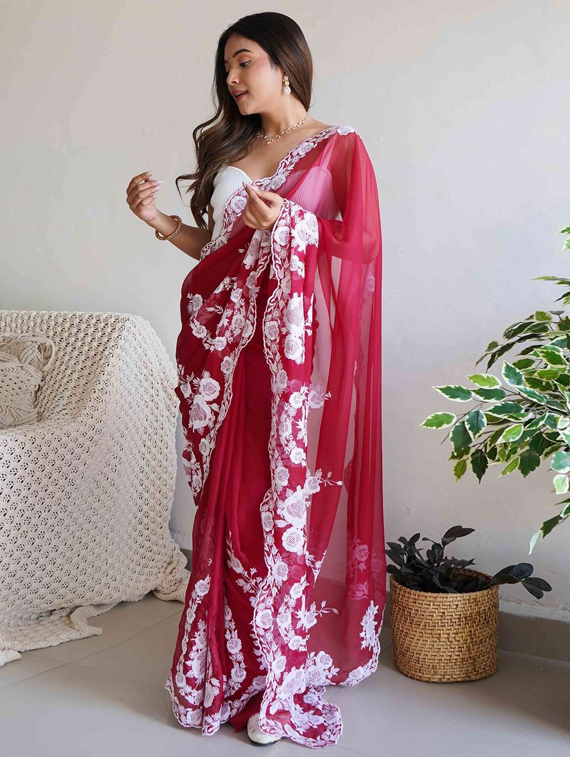 women solid with work embroidered saree with blouse - 22061645 -  Standard Image - 1