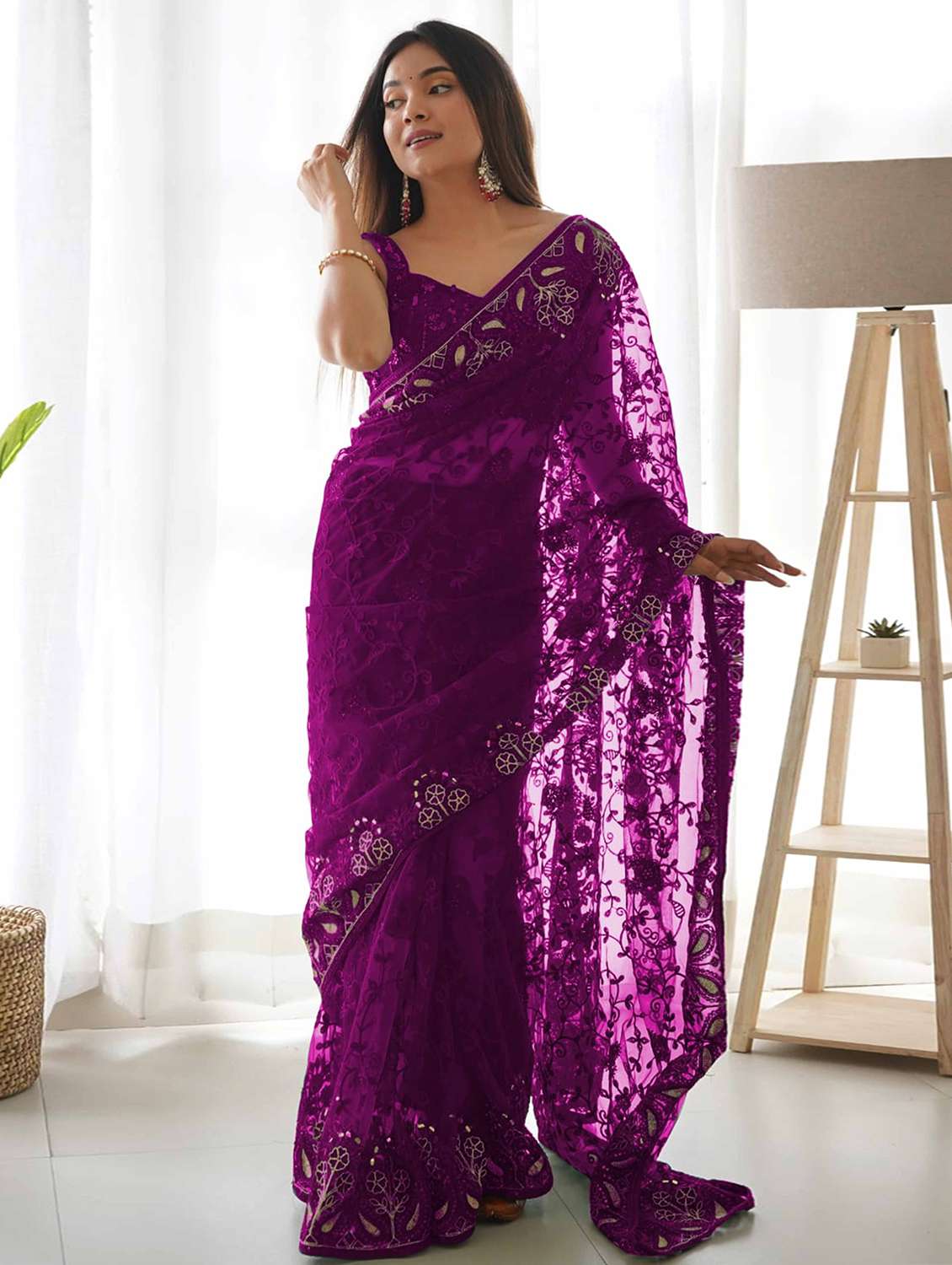 women solid with work embroidered saree with blouse - 22061652 -  Standard Image - 1