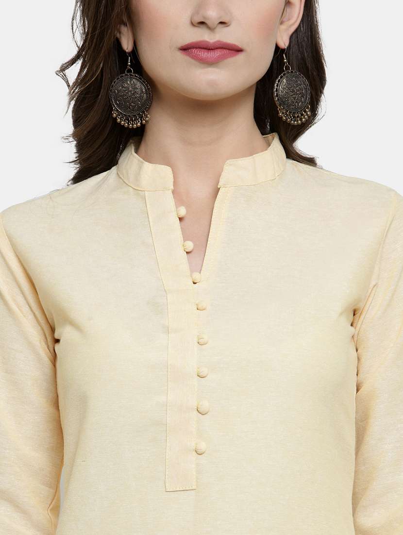 women solid three quarter sleeve straight kurta - 22061662 - Standard Image - 4