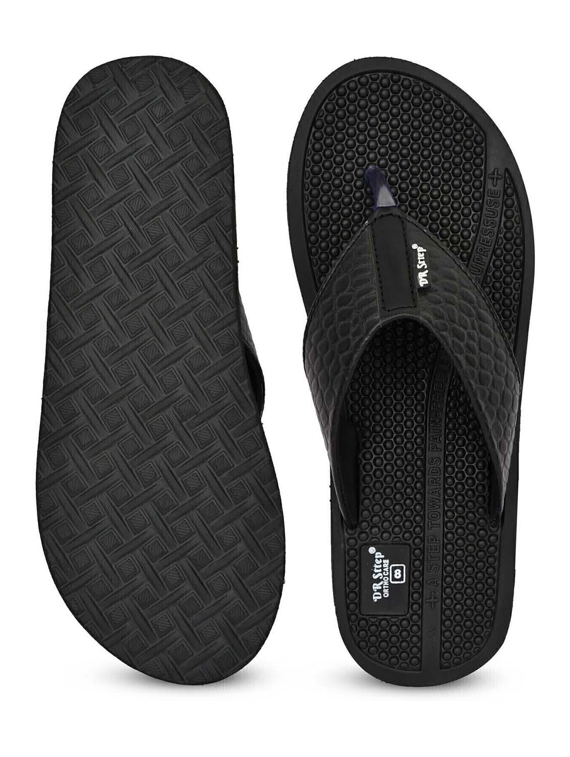 men black solid slipper - 22061797 - Standard Image - 4