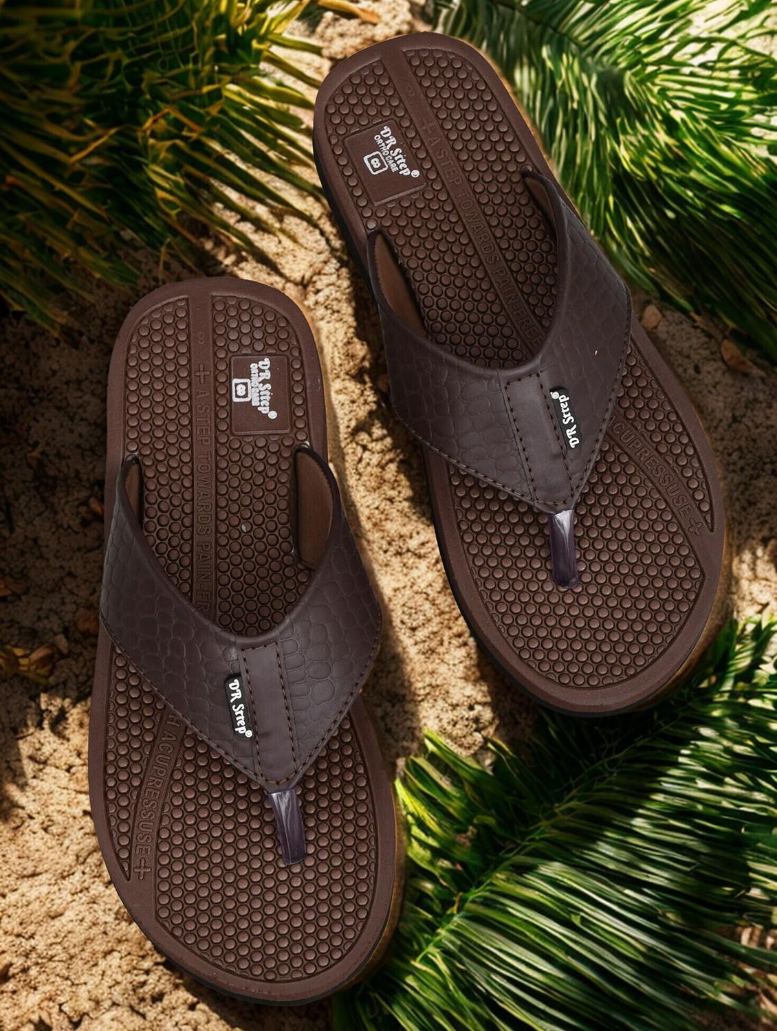 men brown solid slipper - 22061798 - Standard Image - 1