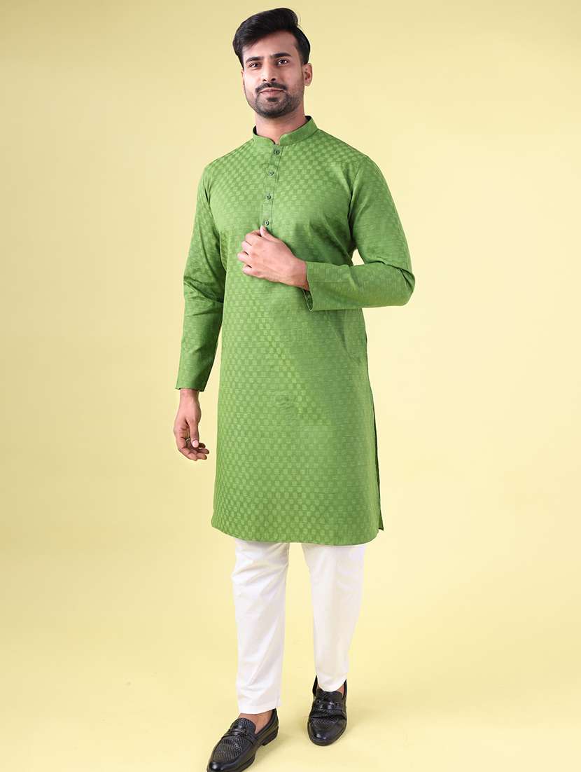 Men Mandarin Neck Kurta Pyjama Ethnic Wear Set