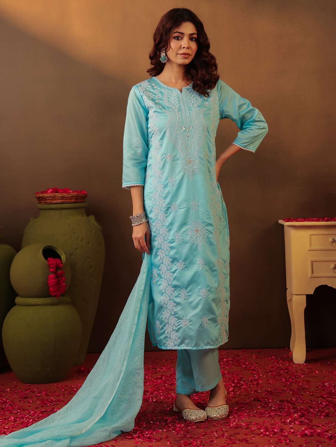 women three quarter sleeve kurta pant with dupatta set - 22062039 - Standard Image - 1