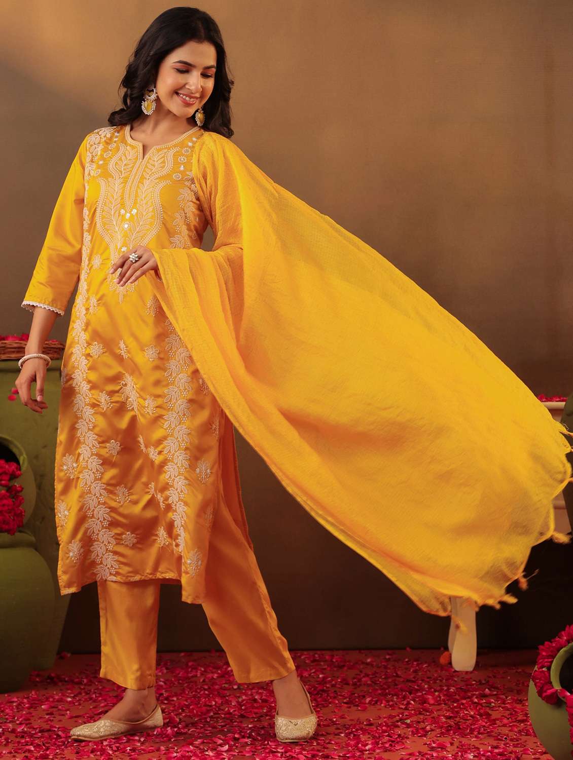 women three quarter sleeve kurta pant with dupatta set - 22062040 -  Standard Image - 1