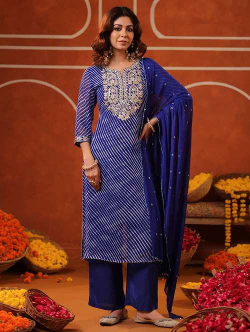 women three quarter sleeve kurta pant with dupatta set - 22062053 -  Standard Image - 0