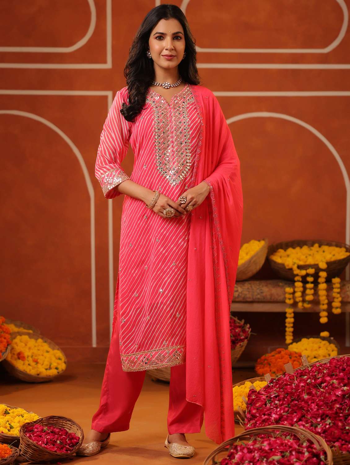 women three quarter sleeve kurta pant with dupatta set - 22062055 - Standard Image - 1