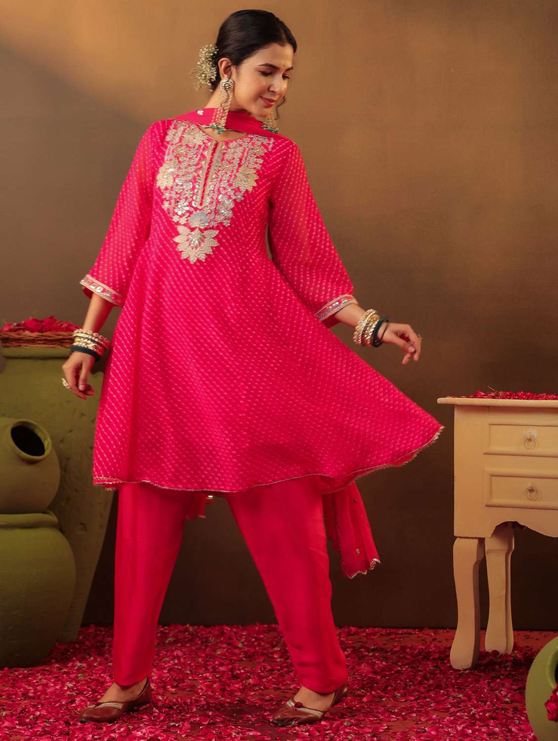 women three quarter sleeve kurta salwar with dupatta set - 22062060 -  Standard Image - 1