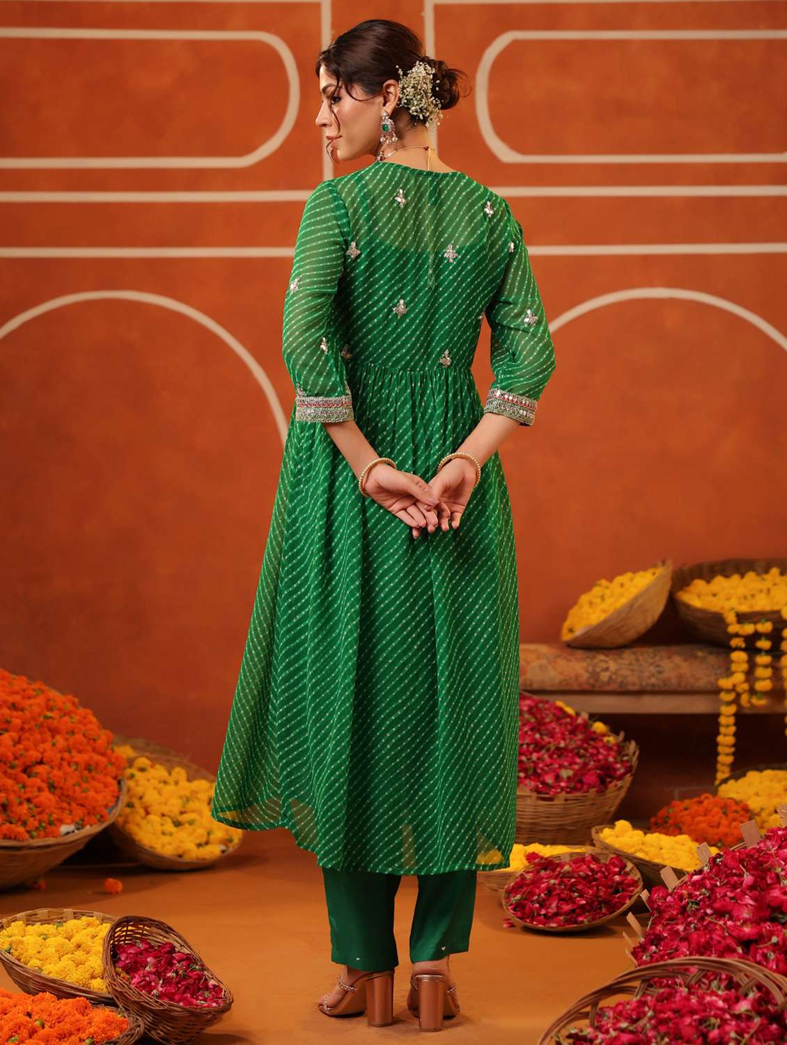 women three quarter sleeve kurta pant set - 22062061 - Standard Image - 4