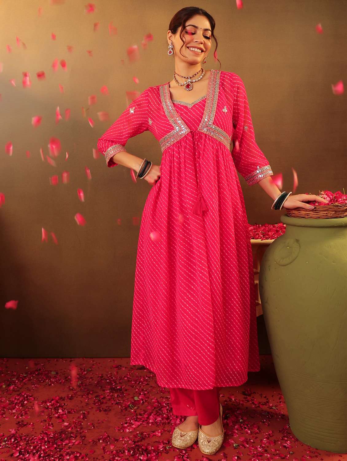 women three quarter sleeve kurta pant set