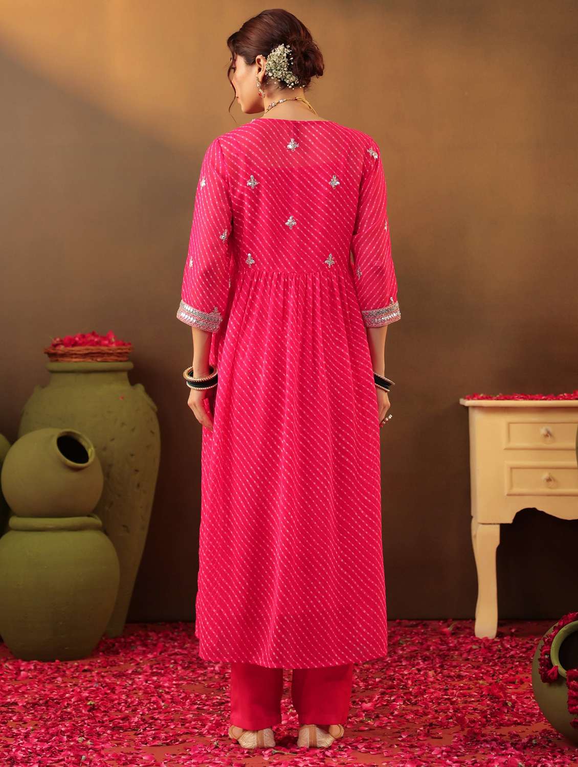 women three quarter sleeve kurta pant set - 22062062 - Standard Image - 4