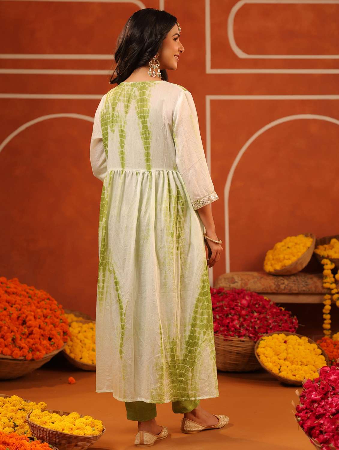 women three quarter sleeve kurta pant set - 22062063 -  Standard Image - 4