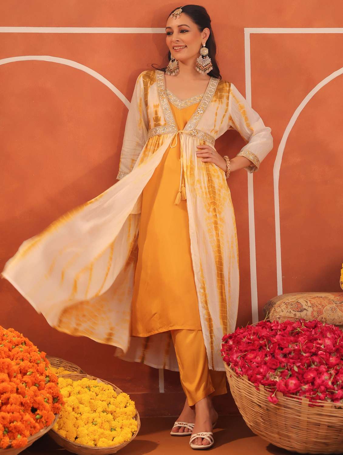 women three quarter sleeve kurta pant set - 22062065 -  Standard Image - 1