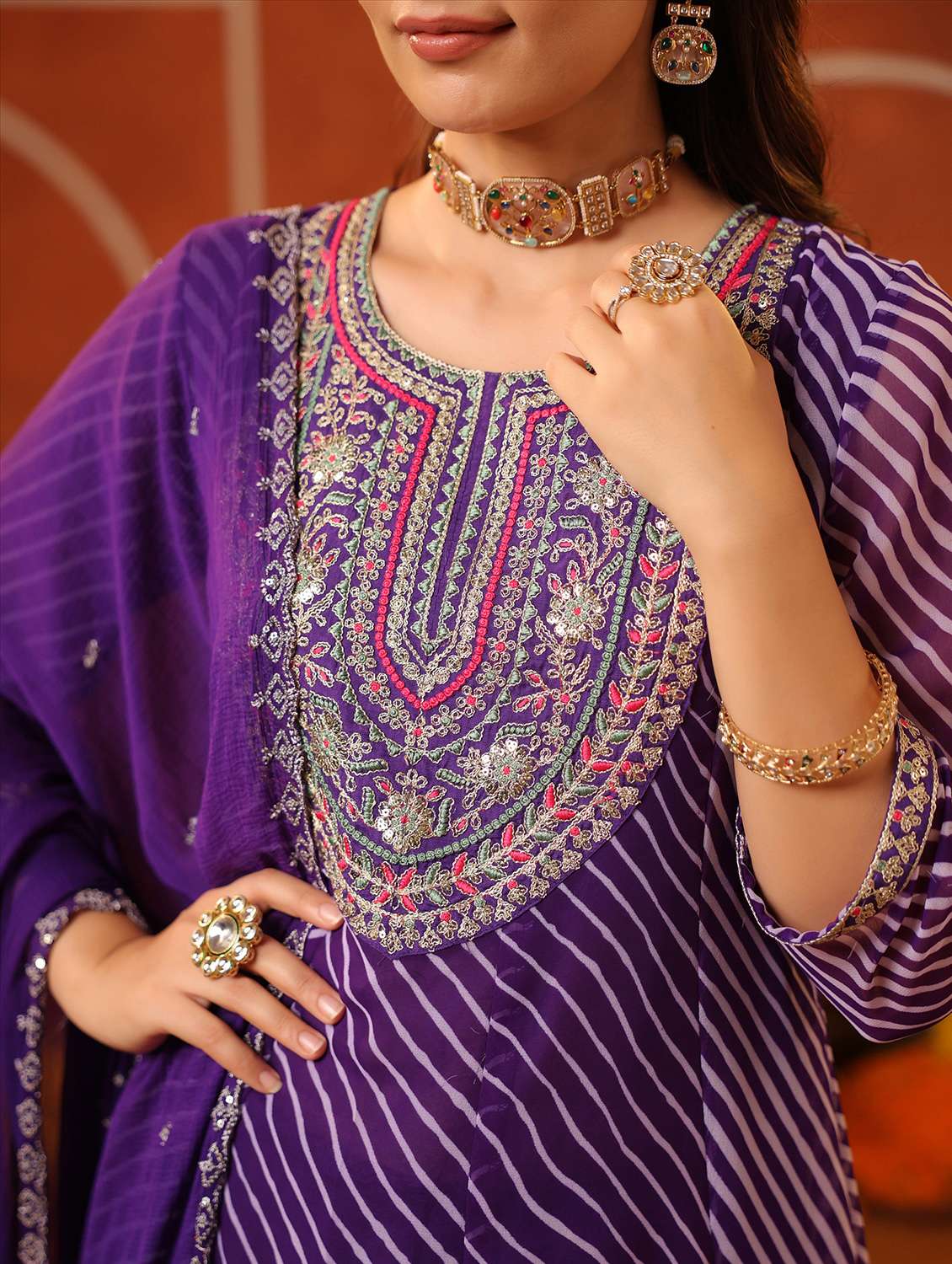 women three quarter sleeve kurta pant with dupatta set - 22062067 -  Standard Image - 6