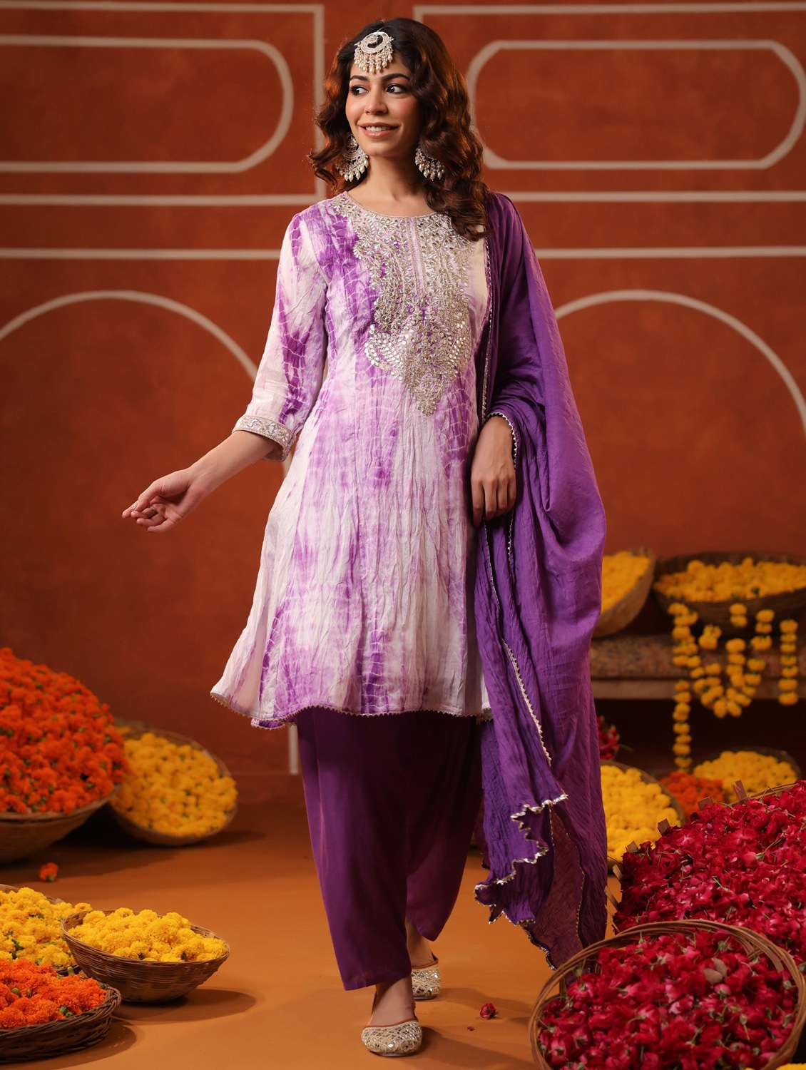 women three quarter sleeve kurta salwar with dupatta set - 22062073 - Standard Image - 1